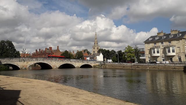 The Great Ouse and Town Bridge in Bedford